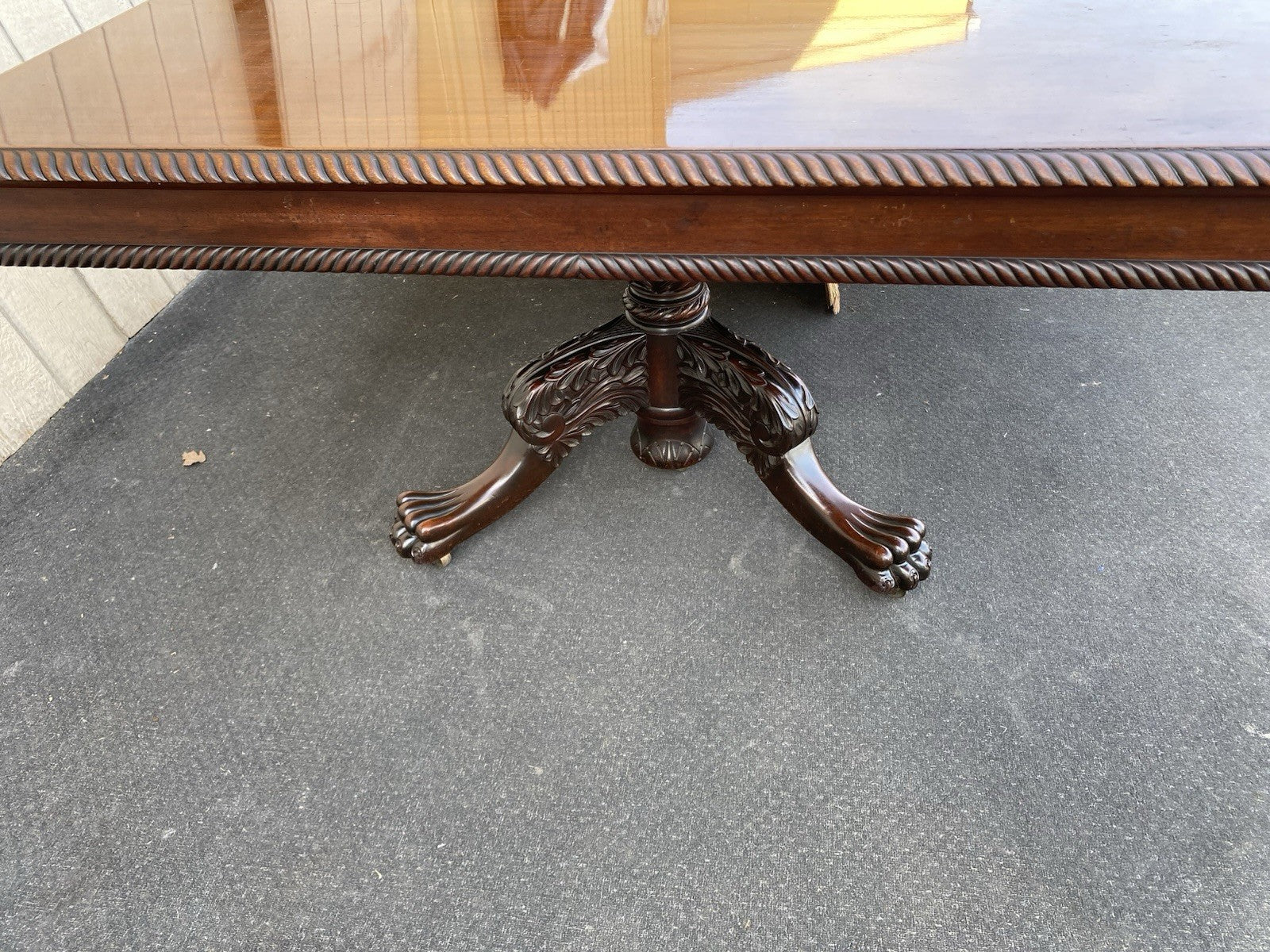 66363 Super Quality Antique Victorian Table w/ 4 Leafs Table top 54" x 110"